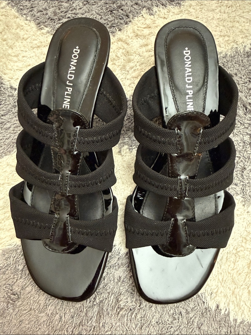 Donald J. Pliner Black Strappy Slip-On Sandals size 6M